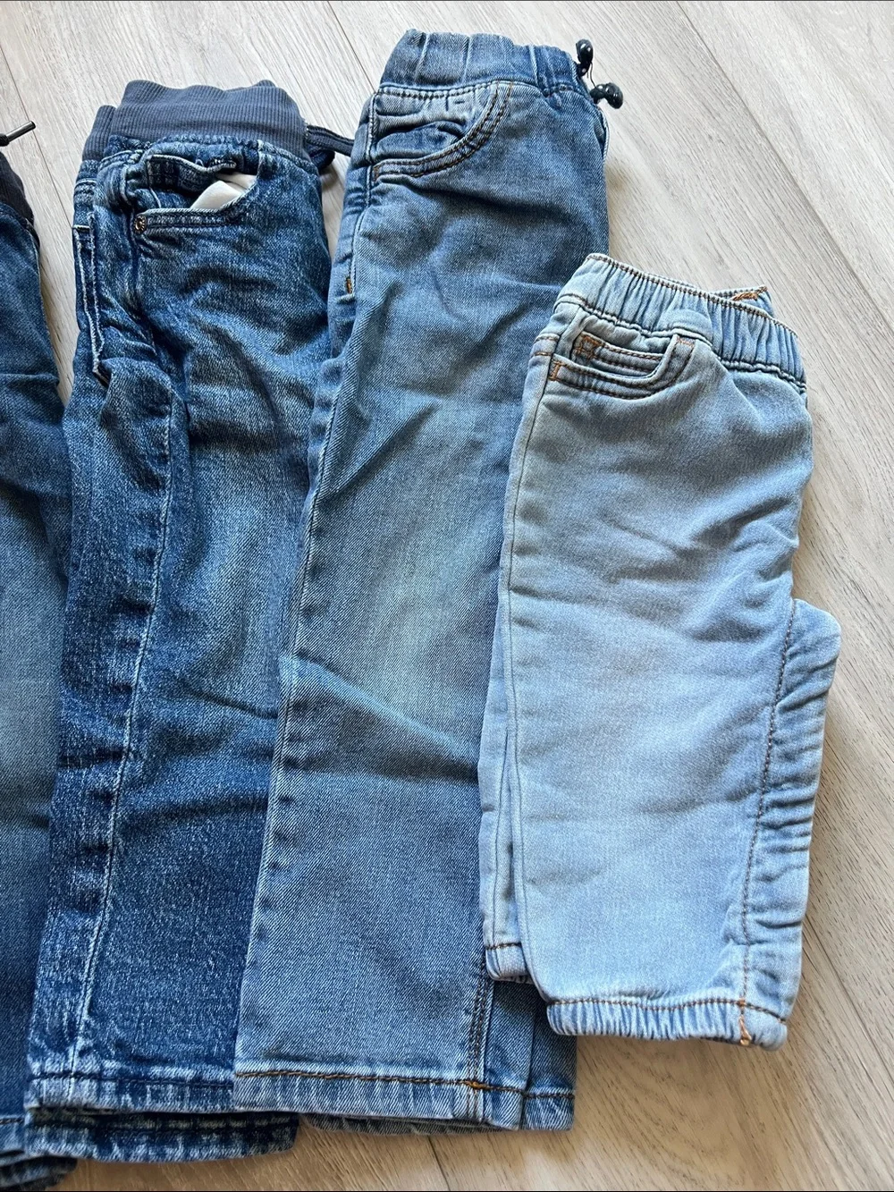 Infant Boys Bundle of Jeans Size 2T Old Navy Wonder Nation Jumping Beans